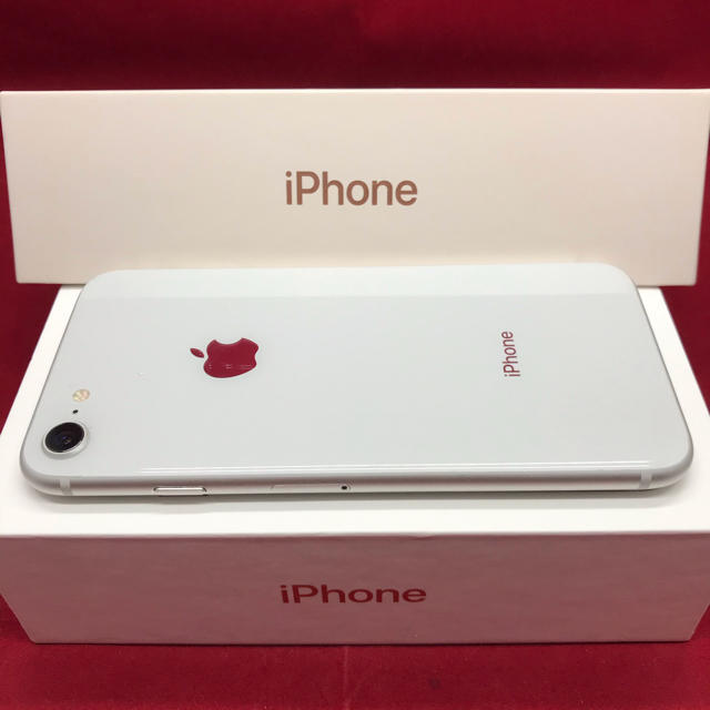 日本最大のブランド SIMフリー iPhone8 64GB シルバー 美品 新品電池