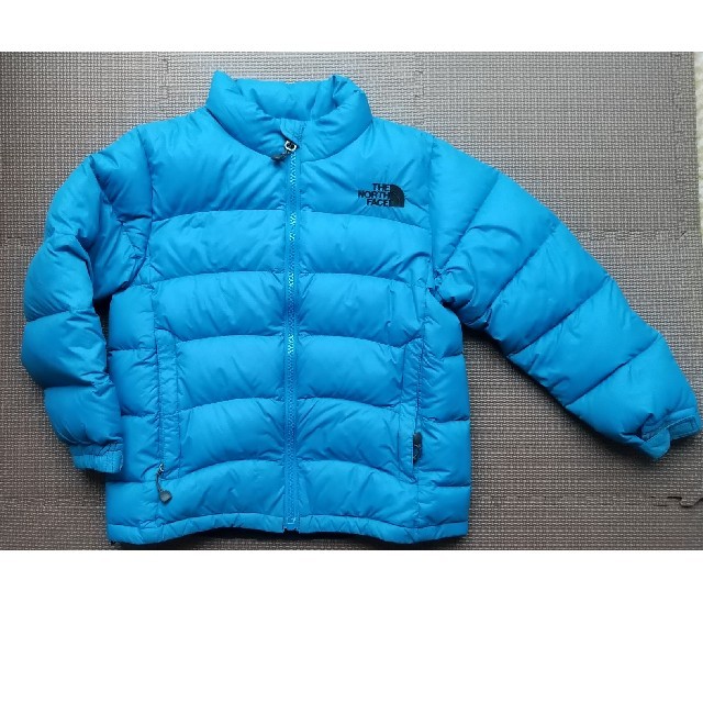 THE NORTH FACE(ザノースフェイス)のダウン 120 男の子 THE NORTH FACE キッズ/ベビー/マタニティのキッズ服男の子用(90cm~)(ジャケット/上着)の商品写真