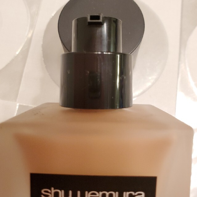 shu uemura(シュウウエムラ)の354 シュウウエムラ コスメ/美容のベースメイク/化粧品(ファンデーション)の商品写真