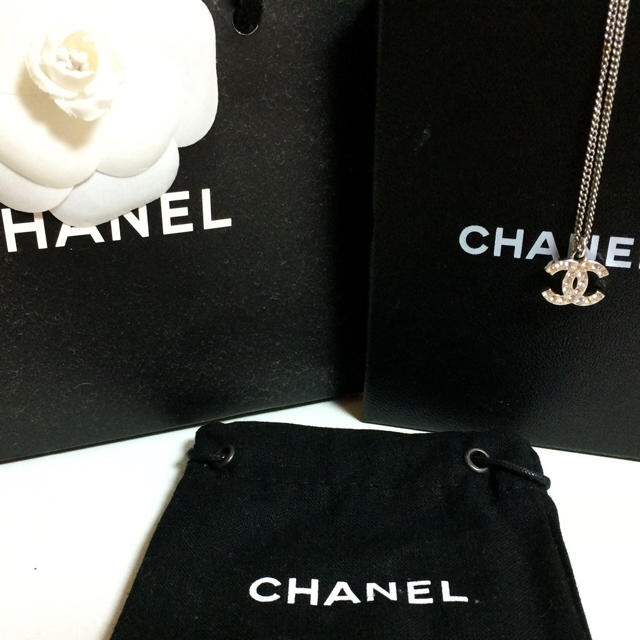 CHANEL(シャネル)のCHANEL ネックレス☆最終値下げ レディースのアクセサリー(ネックレス)の商品写真