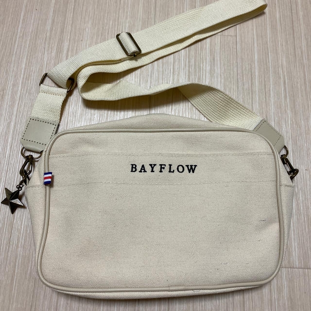 BAYFLOW(ベイフロー)のBAYFLOW 斜め掛けバッグ レディースのバッグ(ショルダーバッグ)の商品写真