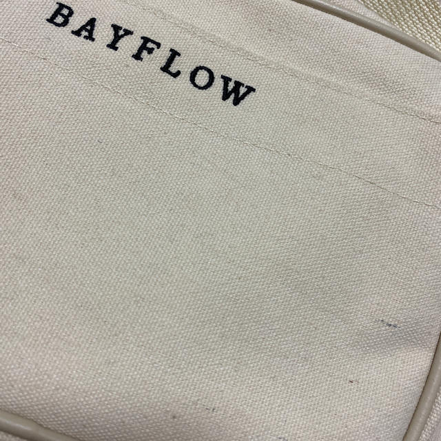 BAYFLOW(ベイフロー)のBAYFLOW 斜め掛けバッグ レディースのバッグ(ショルダーバッグ)の商品写真