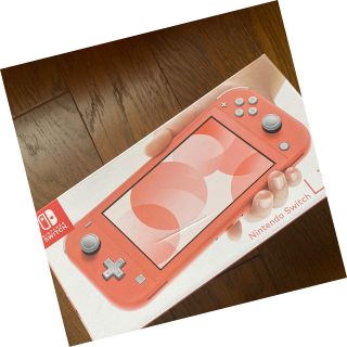 ニンテンドースイッチ(Nintendo Switch)のNintendo Switch NINTENDO SWITCH LITE♥値下げ(家庭用ゲーム機本体)