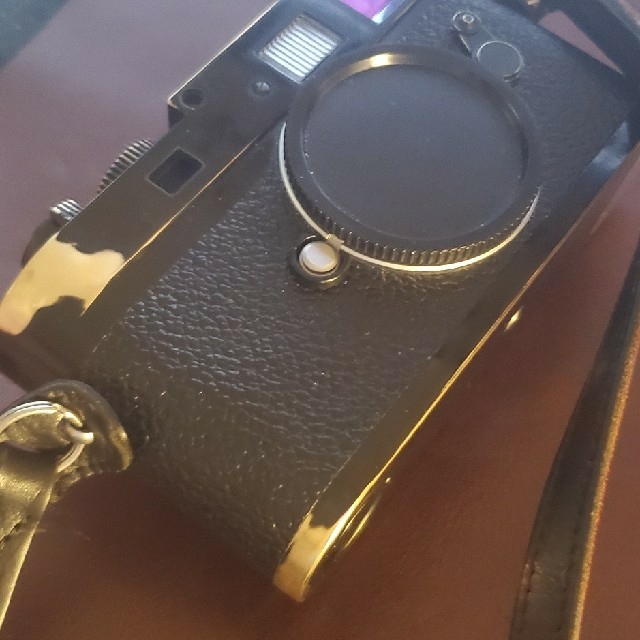 LEICA(ライカ)のLEICA M9 P スマホ/家電/カメラのカメラ(ミラーレス一眼)の商品写真