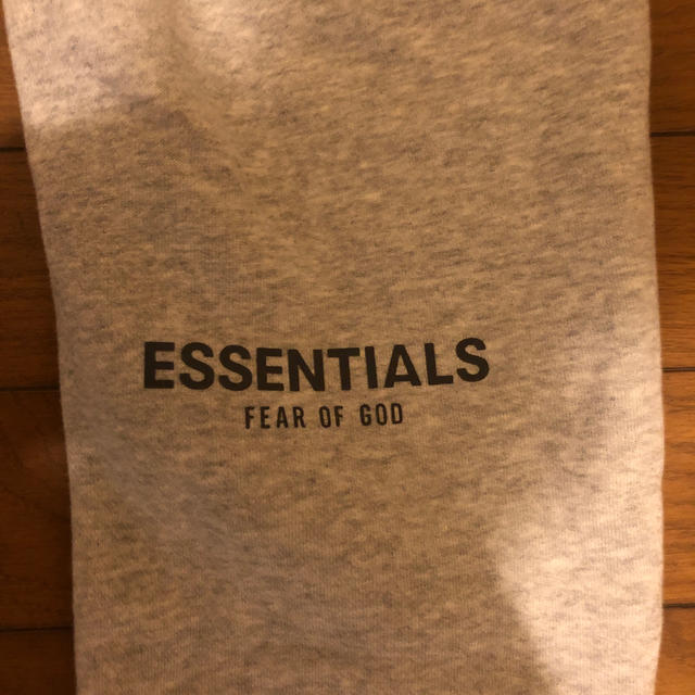 FEAR OF GOD(フィアオブゴッド)のエッセンシャルズ スウェットパンツ メンズのパンツ(その他)の商品写真