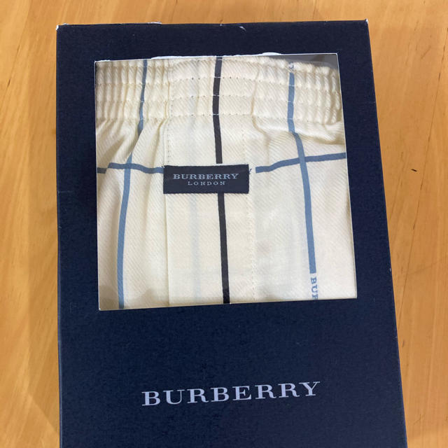 BURBERRY(バーバリー)の新品、未使用Burberryトランス メンズのアンダーウェア(トランクス)の商品写真