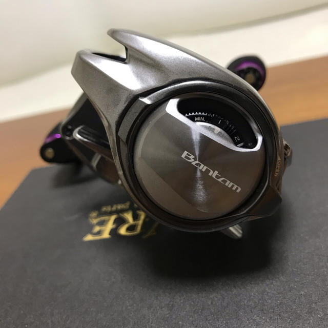 ☆美品☆18 バンタム MGL ノーマルギア 右ハンドル カスタム リール ☆美品☆18 バンタム MGL ノーマルギア 右ハンドル カスタム リール