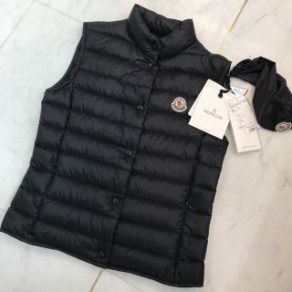 モンクレール(MONCLER)の☆未使用☆モンクレール　ダウンベスト　LIANE リアーネ(ダウンベスト)