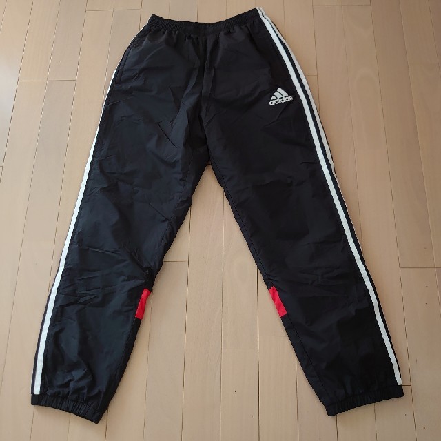 adidas(アディダス)のiroha様専用☆アディダス160cmパンツ キッズ/ベビー/マタニティのキッズ服男の子用(90cm~)(パンツ/スパッツ)の商品写真