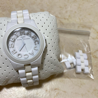 マークバイマークジェイコブス(MARC BY MARC JACOBS)のマークジェイコブス  腕時計　ホワイト(腕時計)