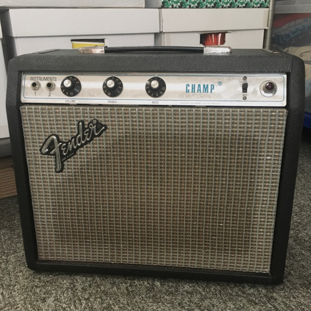 Fender(フェンダー)の70's FENDER CHAMP シルバーフェイス SILVER FACE 楽器のギター(ギターアンプ)の商品写真