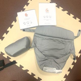 エルゴベビー(Ergobaby)のエルゴベビー　インファントインサート3+ベビーウェストベルト(抱っこひも/おんぶひも)