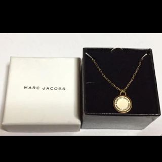 マークジェイコブス(MARC JACOBS)のmarc jacobsネックレス(白)(ネックレス)