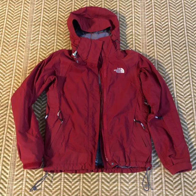 THE NORTH FACE(ザノースフェイス)のTHE NORTH FACE Hyvent マウンテンパーカー　最終値下げ レディースのジャケット/アウター(ナイロンジャケット)の商品写真