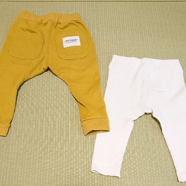 UNIQLO(ユニクロ)のパンツ（黄色、白） キッズ/ベビー/マタニティのベビー服(~85cm)(パンツ)の商品写真