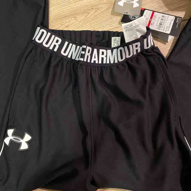 UNDER ARMOUR(アンダーアーマー)のアンダーアーマー スパッツ スキニー キッズ/ベビー/マタニティのキッズ服女の子用(90cm~)(パンツ/スパッツ)の商品写真