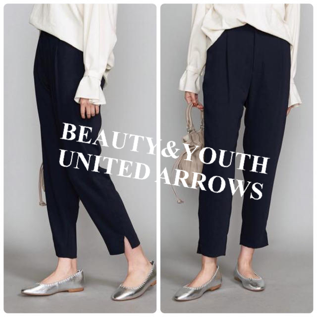 BEAUTY&YOUTH UNITED ARROWS(ビューティアンドユースユナイテッドアローズ)の【pistachio様専用】BY サテンツイルスリットテーパードパンツ レディースのパンツ(カジュアルパンツ)の商品写真