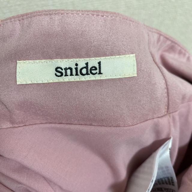 SNIDEL(スナイデル)のSNIDEL スエードペンシルフレアスカート　2018SS サイズ1 レディースのスカート(ロングスカート)の商品写真