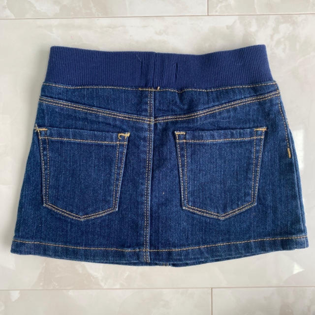 Old Navy(オールドネイビー)の美品 デニムスカート 2T 90cm キッズ/ベビー/マタニティのキッズ服女の子用(90cm~)(スカート)の商品写真