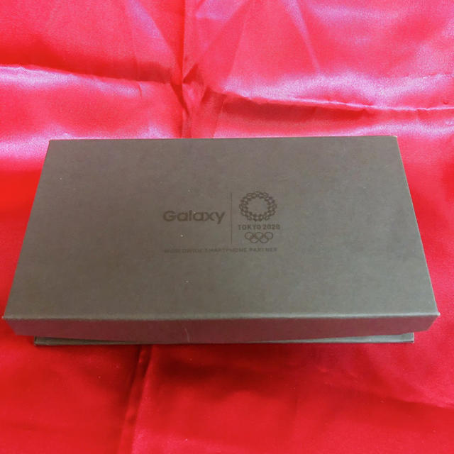 Galaxy(ギャラクシー)のGALAXY、ギャラクシー限定2020オリンピックモデル エンタメ/ホビーのアニメグッズ(バッジ/ピンバッジ)の商品写真