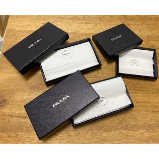 プラダ(PRADA)のヒロ様専用☆PRADA 財布空き箱2つ、名刺入れ空き箱1つ(ラッピング/包装)