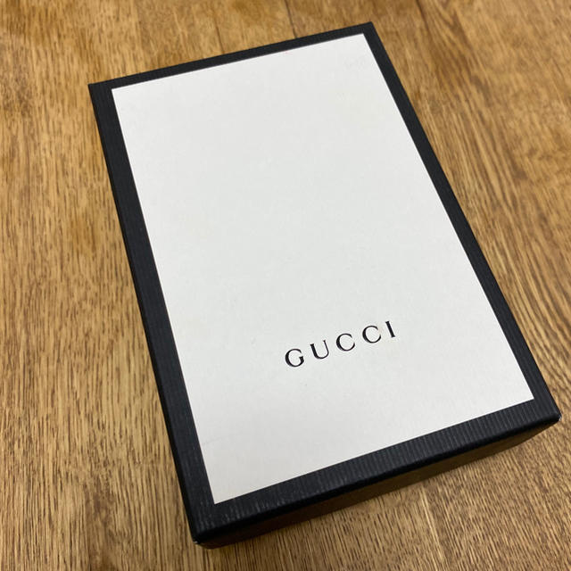 Gucci(グッチ)のGUCCI 名刺入れ空箱　保存袋　リボン　グッチ インテリア/住まい/日用品のオフィス用品(ラッピング/包装)の商品写真