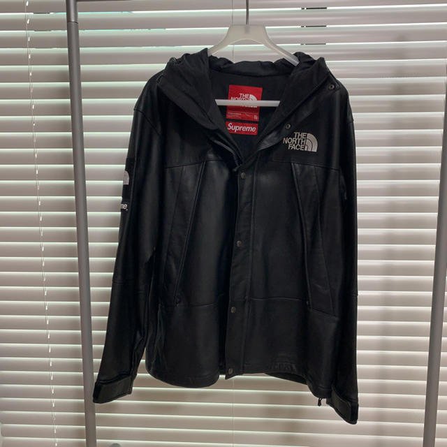 supreme TNF leather mountain park XL