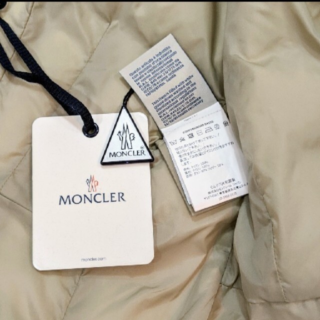 MONCLER(モンクレール)のMONCLER✦19/20AW✦ALOUETTダウンコート レディースのジャケット/アウター(ダウンコート)の商品写真