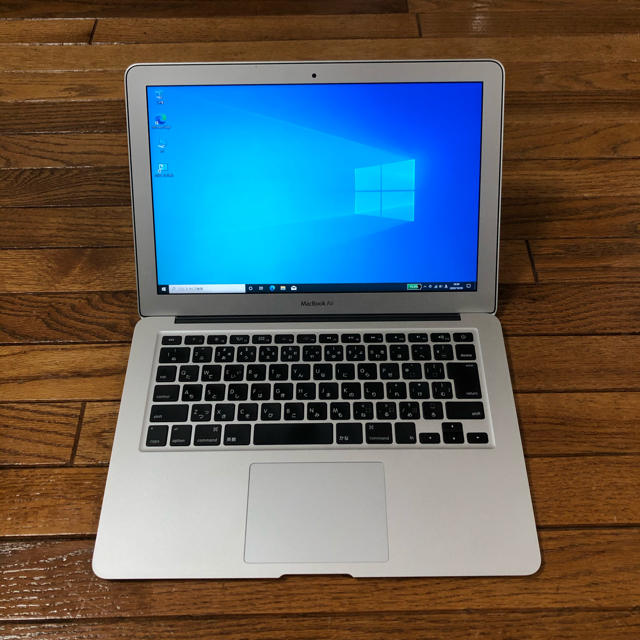 MacBook Air 2011 i5 4GB SSD256GB Windows 1