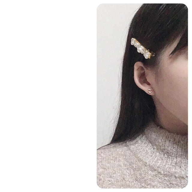 【1点限定】ビジューヘアクリップ　ミルキーグリーン ハンドメイドのアクセサリー(ヘアアクセサリー)の商品写真