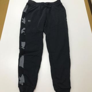 アンダーアーマー(UNDER ARMOUR)の【最終値下げ】UNDER ARMOUR スウェット　(スウェット)