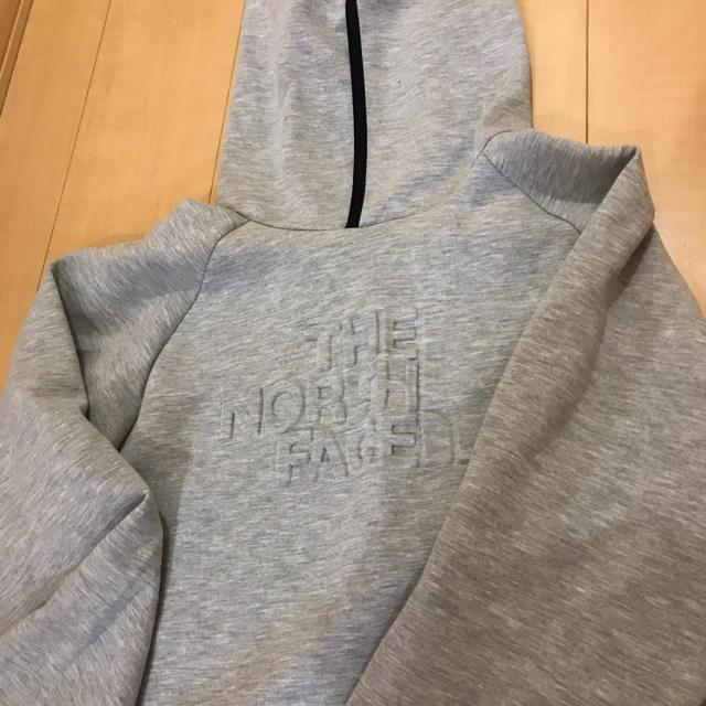 THE NORTH FACE(ザノースフェイス)のノースフェイス　パーカー　テックエアー　メンズ メンズのトップス(スウェット)の商品写真