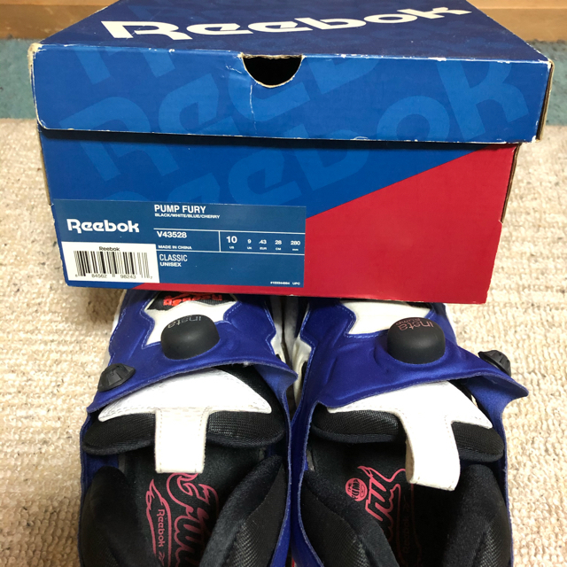 Reebok(リーボック)の超人気ReebokリーボックINSTA PUMP FURY OG トリコロール メンズの靴/シューズ(スニーカー)の商品写真