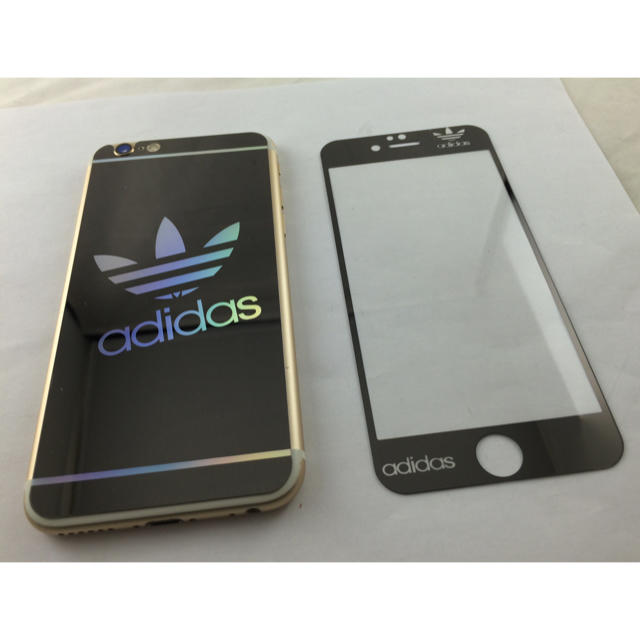 adidas(アディダス)の海外限定アディダス強化ガラスフィルム選択 スマホ/家電/カメラのスマホアクセサリー(iPhoneケース)の商品写真