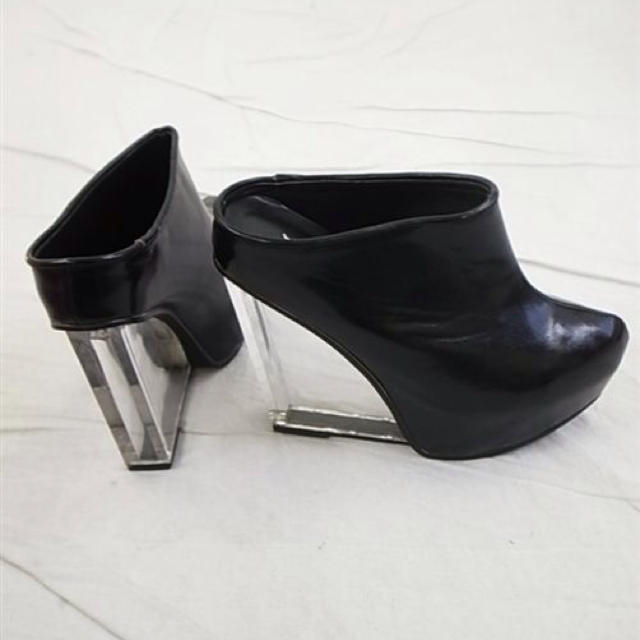 EMODA(エモダ)のエモダ     靴 レディースの靴/シューズ(ハイヒール/パンプス)の商品写真
