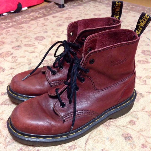 Dr.Martens(ドクターマーチン)の英国製Dr.マーチン6ホール レディースの靴/シューズ(ブーツ)の商品写真