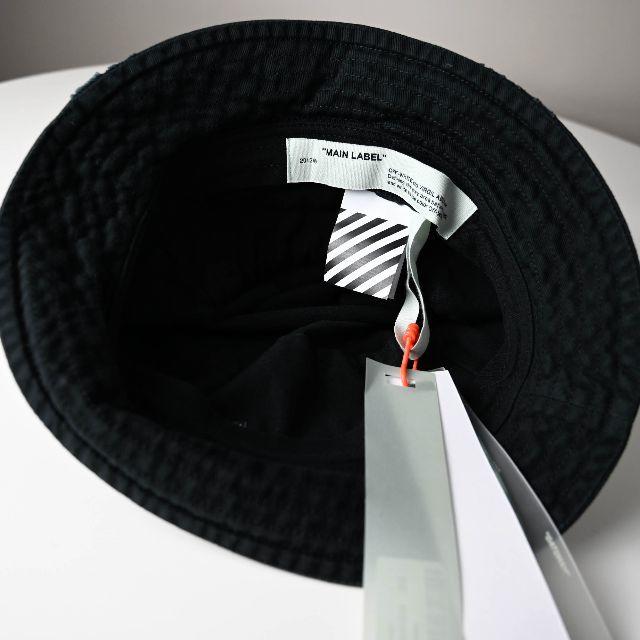 OFF-WHITE(オフホワイト)の新品 OFF-WHITE BUCKET HAT/BLACK FUCHSIA 黒 メンズの帽子(ハット)の商品写真
