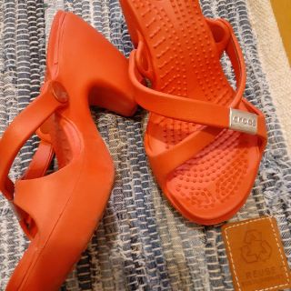 クロックス(crocs)のクロックスヒールサンダル22.5(ミュール)