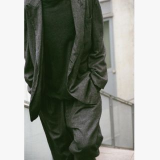 コモリ(COMOLI)の19aw COMOLI ウールシルクテーパードパンツ 2 BLACK(スラックス)