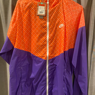 ナイキ(NIKE)のナイキ　ナイロンパーカー(マウンテンパーカー)