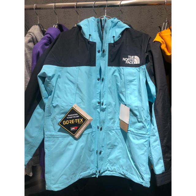 THE NORTH FACE MOUNTAIN LIGHT JACKET国内正規店状態