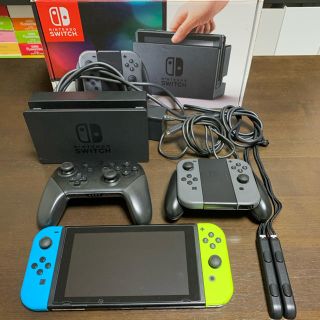 ニンテンドースイッチ(Nintendo Switch)のNintendo Switch JOY-CON グレー 本体(家庭用ゲーム機本体)