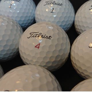 タイトリスト(Titleist)の【良品】 Pro V1 24球 ホワイト タイトリスト ロストボール(その他)