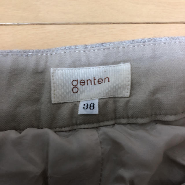 genten(ゲンテン)のgentenゲンテンのパンツ　38 レディースのパンツ(クロップドパンツ)の商品写真