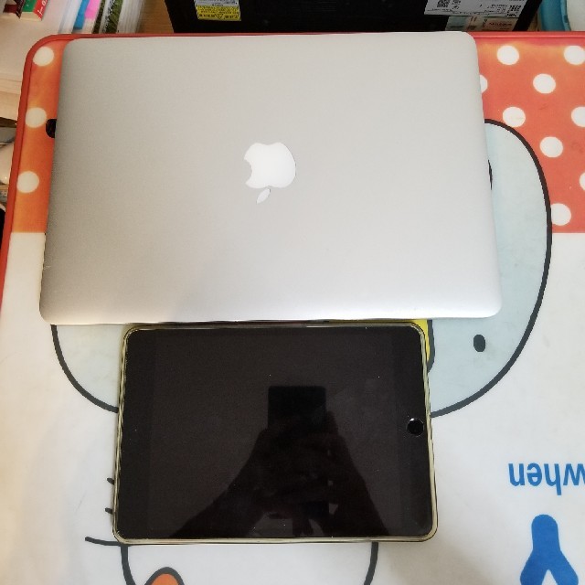 macbook pro X ipad mini 5