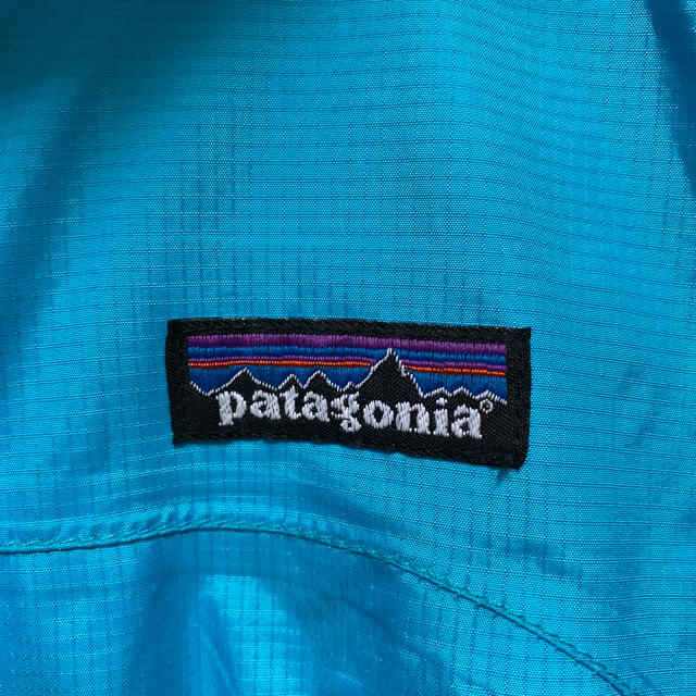 patagonia(パタゴニア)のパタゴニア　シェルジャケット　レディースM メンズS メンズのジャケット/アウター(マウンテンパーカー)の商品写真