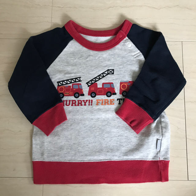 ベルメゾン(ベルメゾン)のGITA トレーナー　90 男の子 キッズ/ベビー/マタニティのキッズ服男の子用(90cm~)(Tシャツ/カットソー)の商品写真