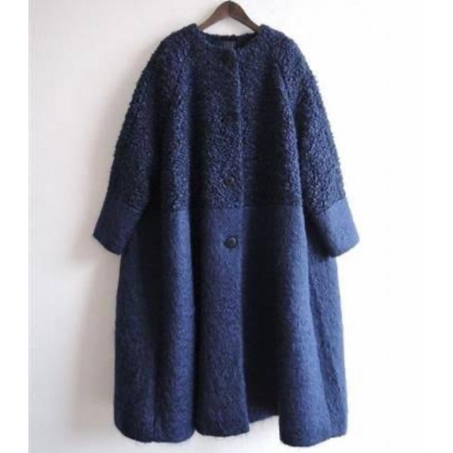 mina perhonen(ミナペルホネン)のmina perhonen   sweet sheep コート レディースのジャケット/アウター(ロングコート)の商品写真