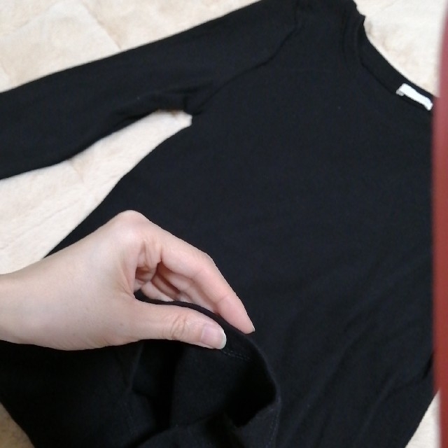 GU(ジーユー)の❮もっちー様専用❯GU クルーネックT　２枚セット レディースのトップス(Tシャツ(長袖/七分))の商品写真