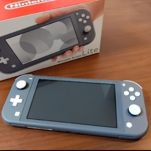 ニンテンドースイッチ　ライト　グレー